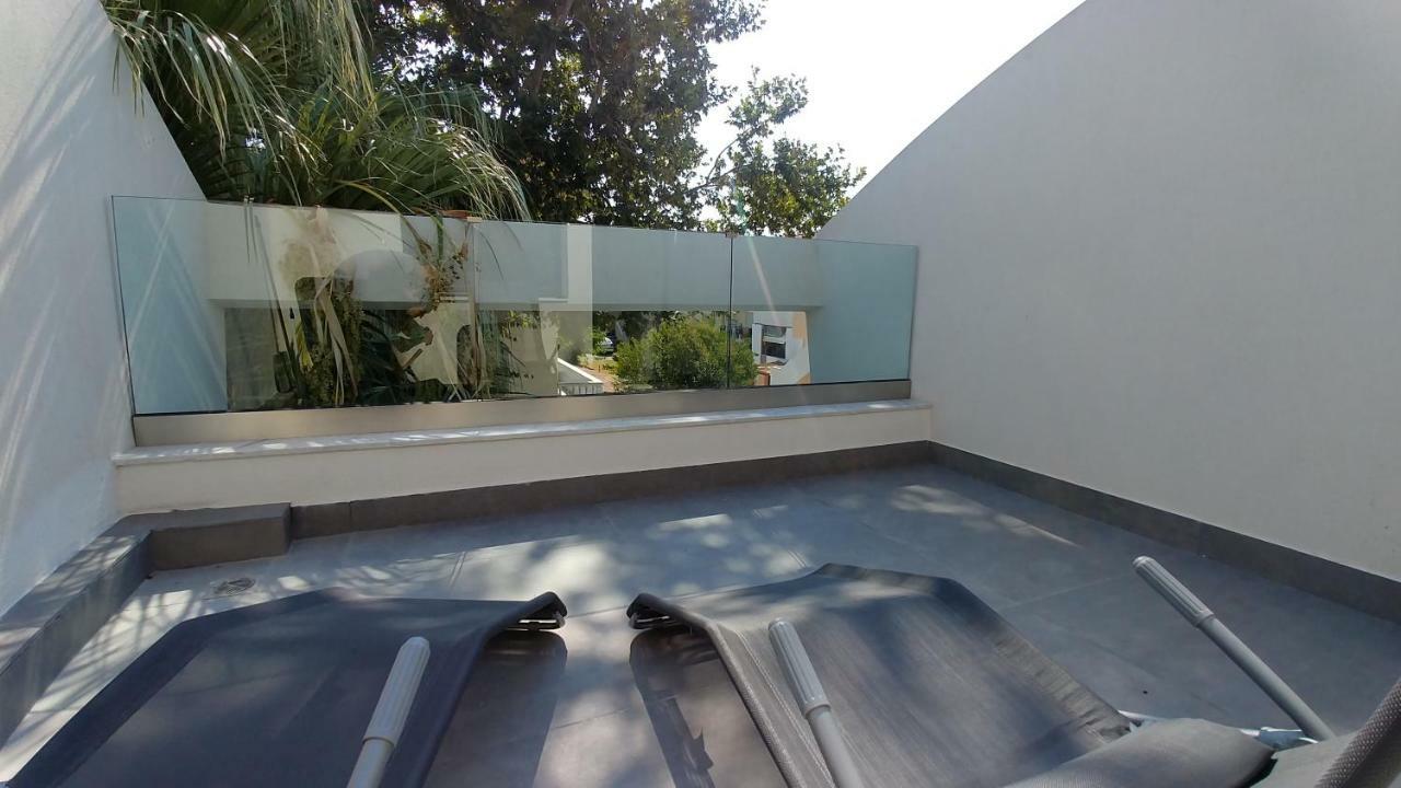 Opensky Lux Apartment Kallithea  Exterior foto